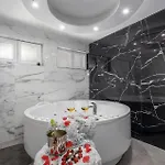 Awesome Home In Sucuraj *