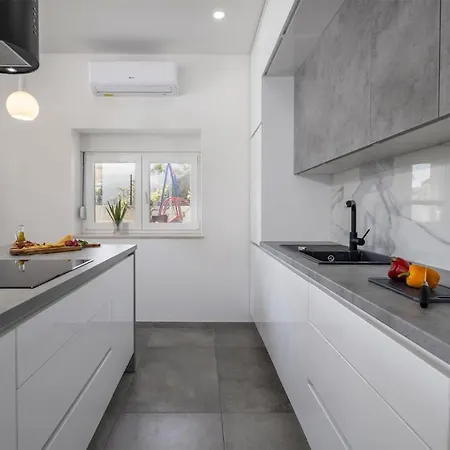 Holiday home In With Wifi *
